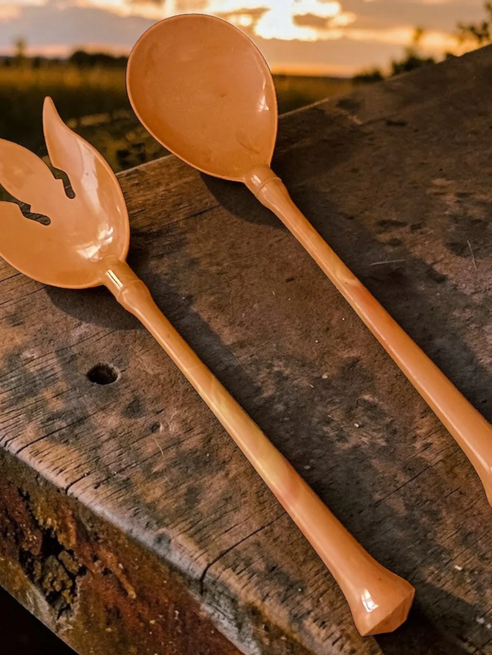 Vintage Melamine Salad Servers Fork Spoon Butterscotch Swirl Harvest‎ Gold MCM